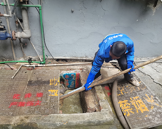 金波乡清掏化粪池
